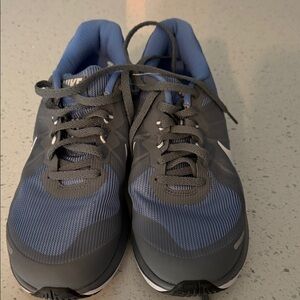 Nike Men's Charcoal and Navy Athletic Shoes